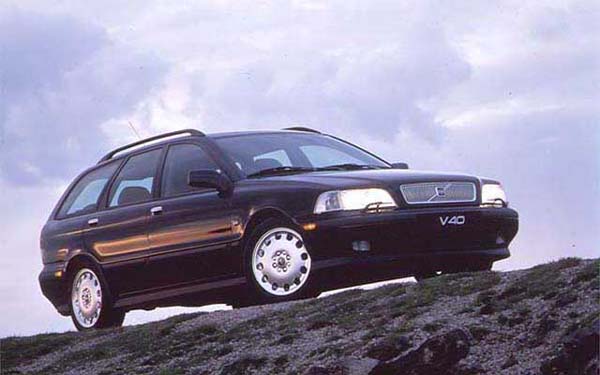  Volvo V40  (1995-1999)
