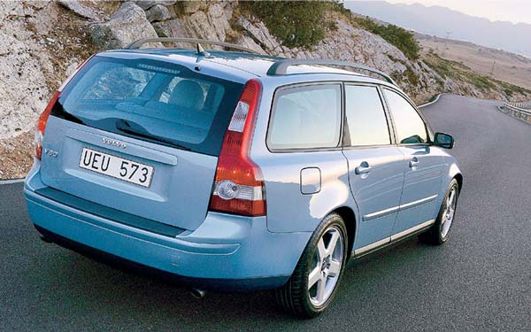  Volvo V50  (2004-2007)