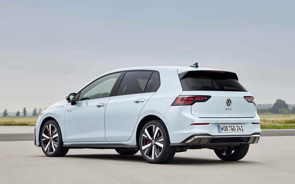 Volkswagen Golf GTE 2024...