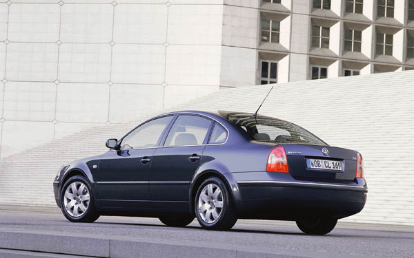  Volkswagen Passat  (2000-2004)