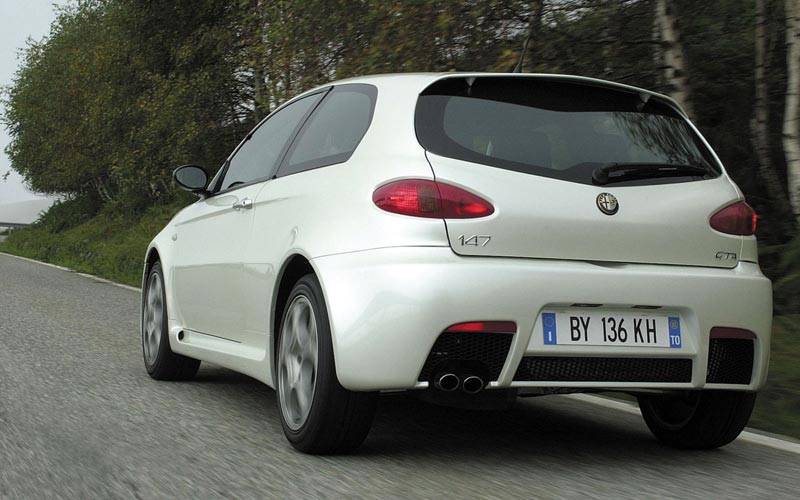  Alfa Romeo 147 GTA 