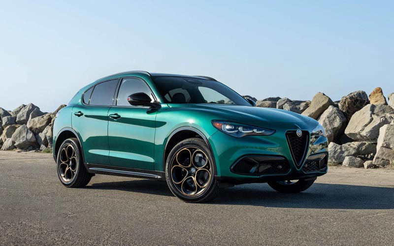 ���� Alfa Romeo Stelvio 