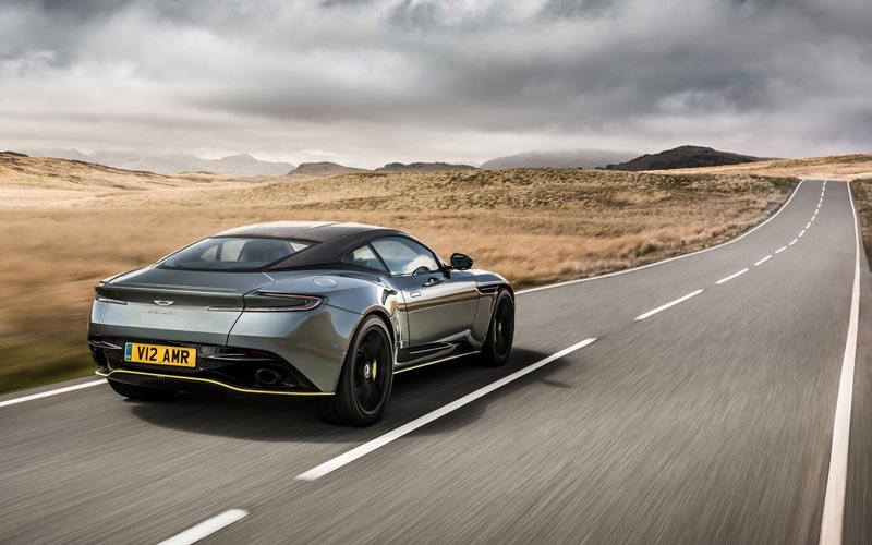 Фото Aston Martin DB11 AMR 