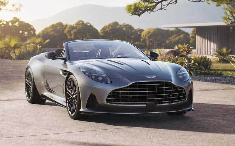  Aston Martin DB12 Volante 