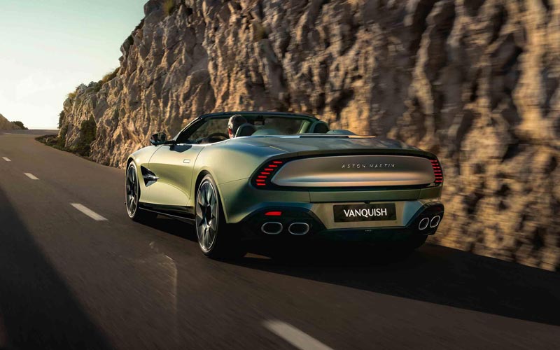  Aston Martin Vanquish Volante 