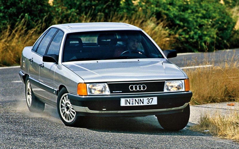  Audi 100  (1982-1988)