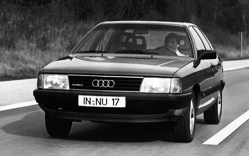  Audi 100  (1982-1988)