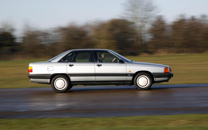  Audi 100  (1988-1991)