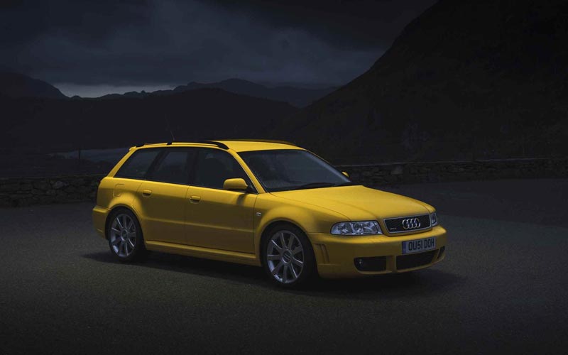  Audi RS4 Avant  (2000-2004)