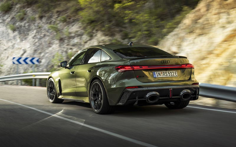 ���� Audi RS5 