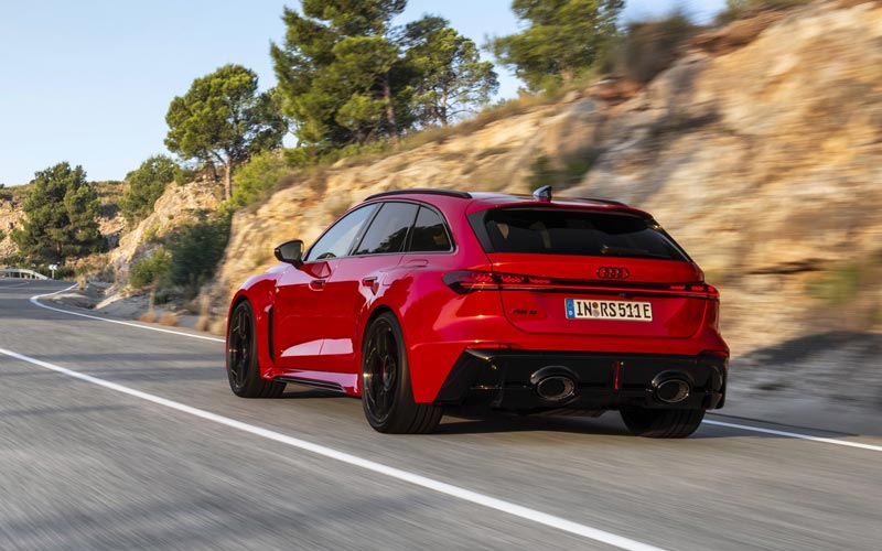 ���� Audi RS5 Avant 