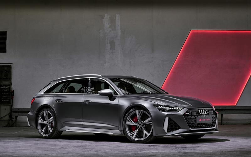  Audi RS6 Avant 