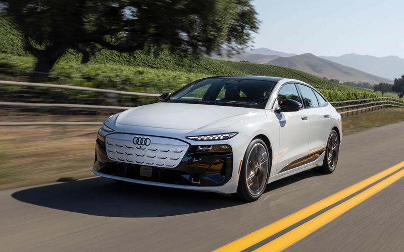 ���� Audi S6 e-tron 