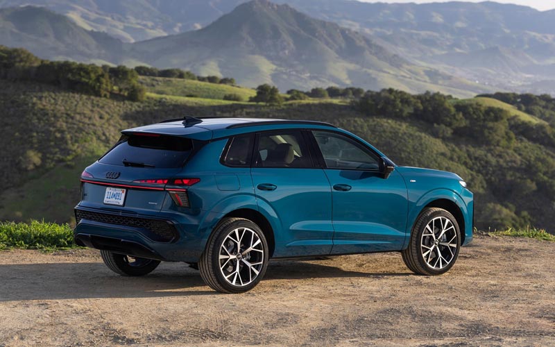 ���� Audi Q3 