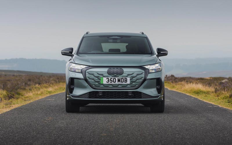 ���� Audi Q4 