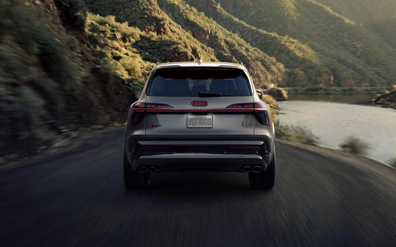 ���� Audi SQ7 