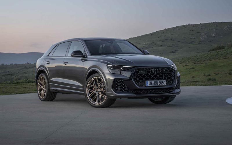  Audi RS Q8 