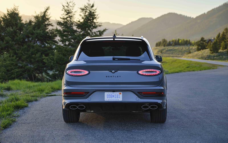  Bentley Bentayga Speed 