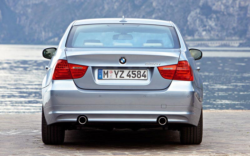 Фото BMW 3-series  (2008-2011)