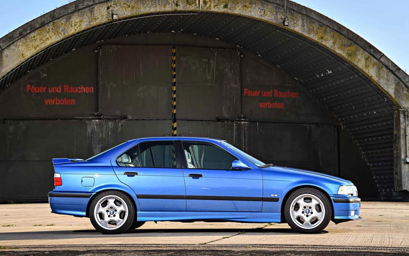  BMW M3  (1992-1999)