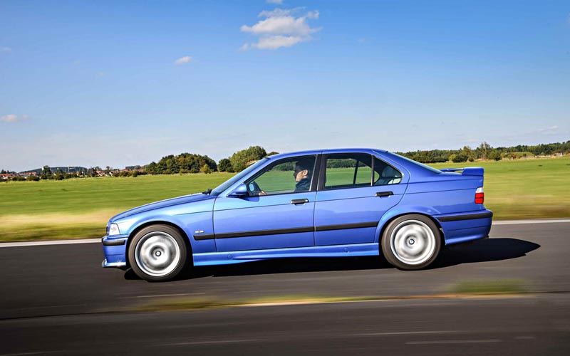  BMW M3  (1992-1999)