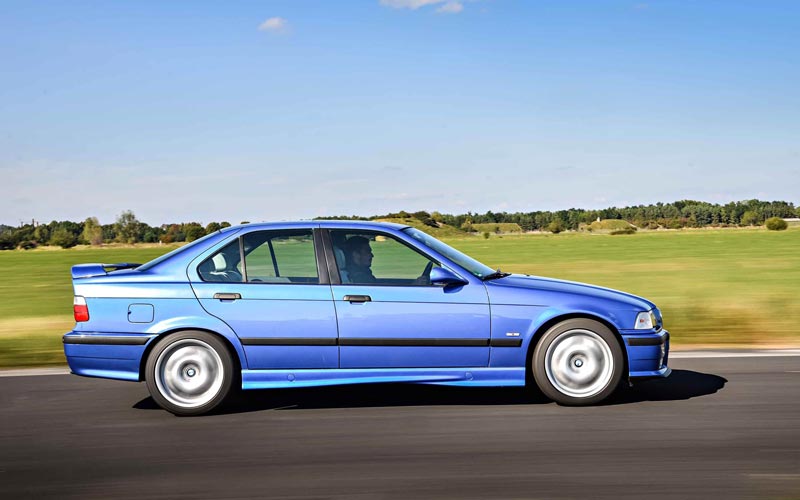  BMW M3  (1992-1999)