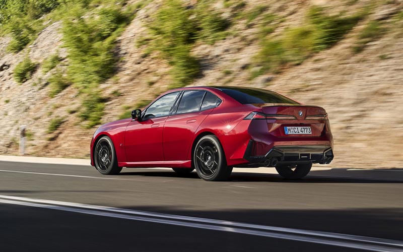 ���� BMW M350 