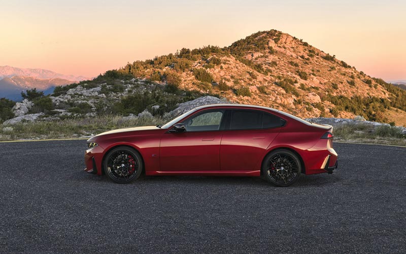 ���� BMW M350 
