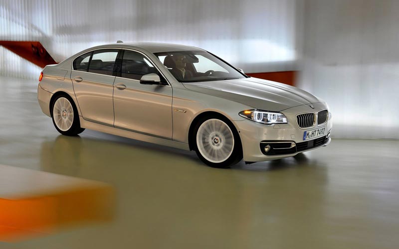  BMW 5-series  (2013-2016)