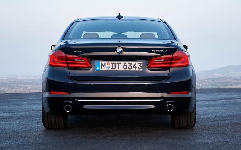  BMW 5-series  (2016-2020)