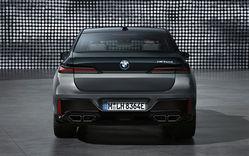  BMW 7-series 