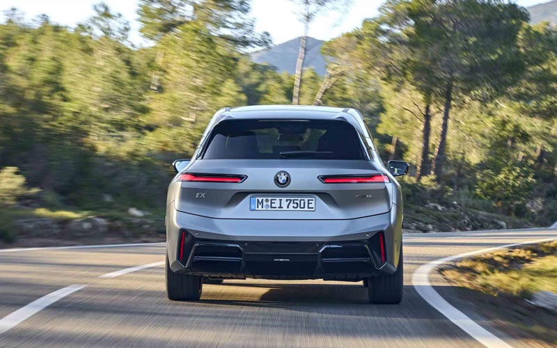  BMW iX 