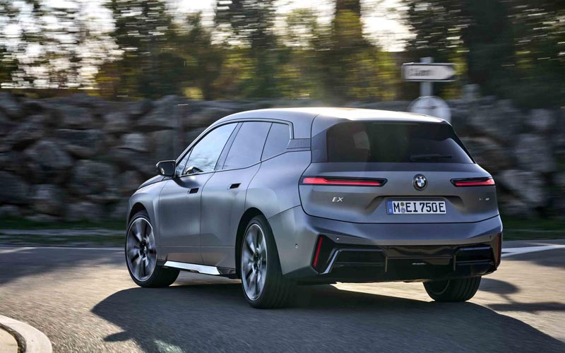  BMW iX 