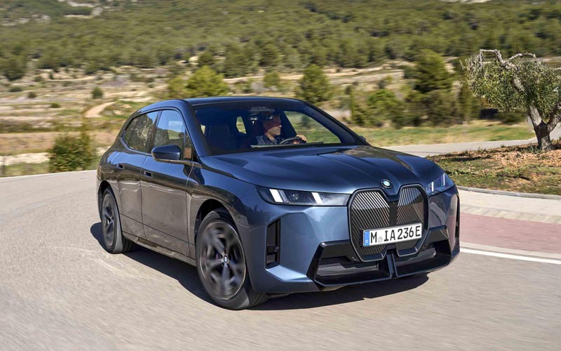  BMW iX 
