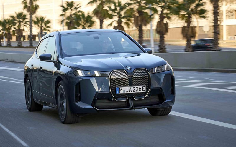  BMW iX 
