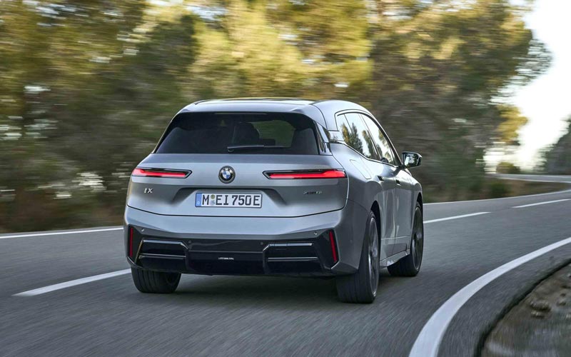  BMW iX 