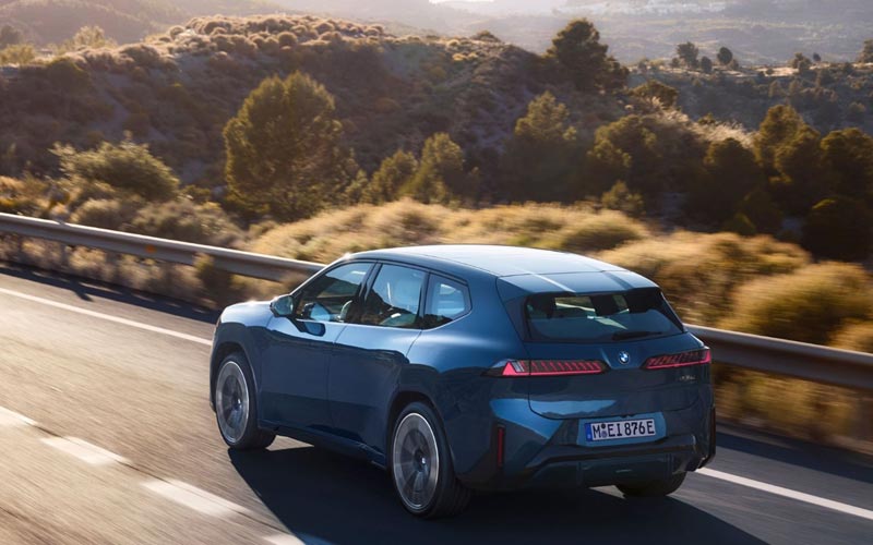  BMW iX3 