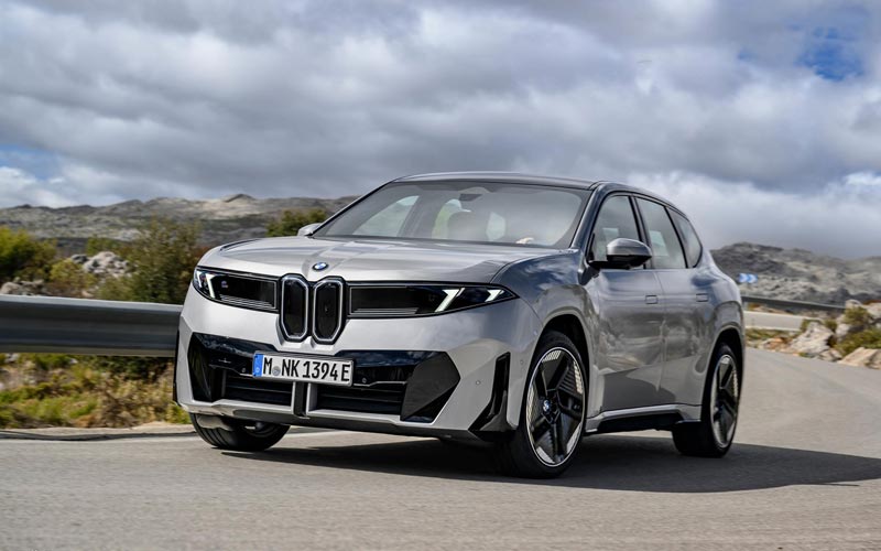 ���� BMW iX3 