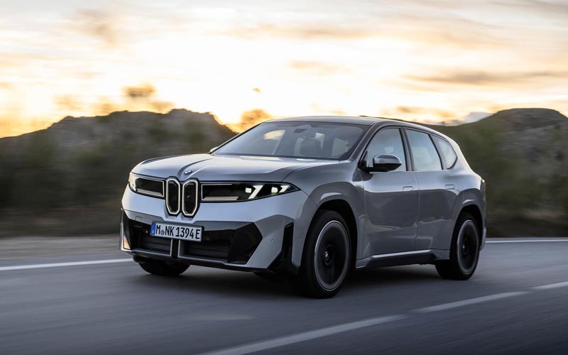 ���� BMW iX3 