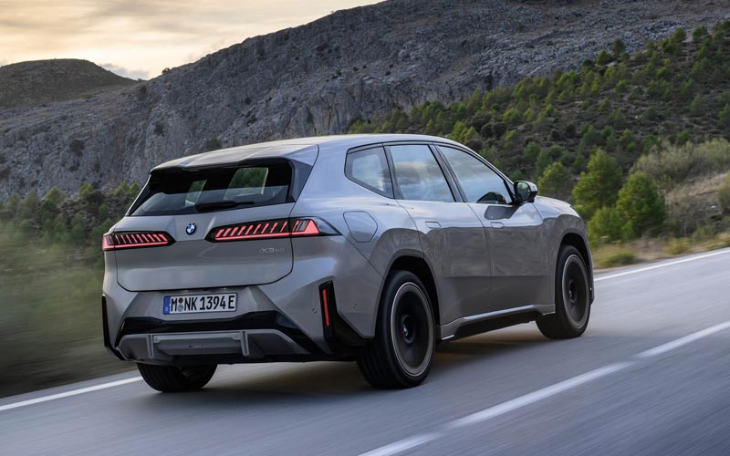 ���� BMW iX3 