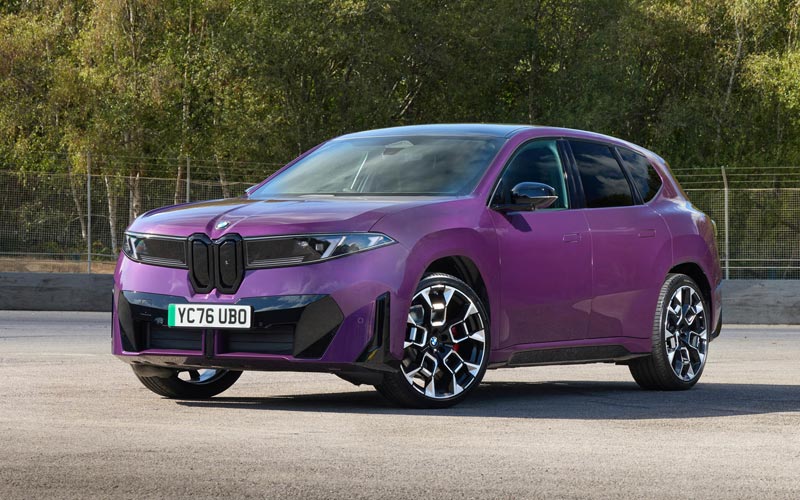 ���� BMW iX3 