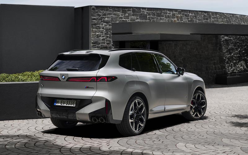 ���� BMW X5 M60e 