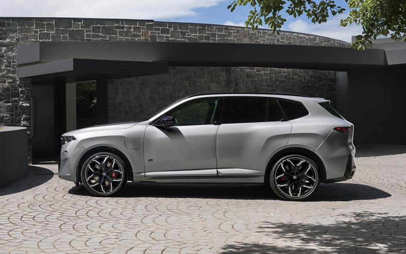 ���� BMW X5 M60e 
