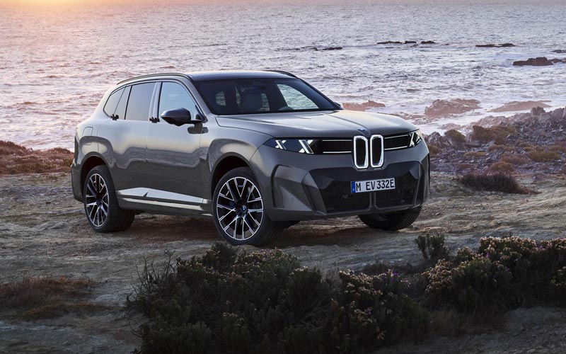 ���� BMW iX5 