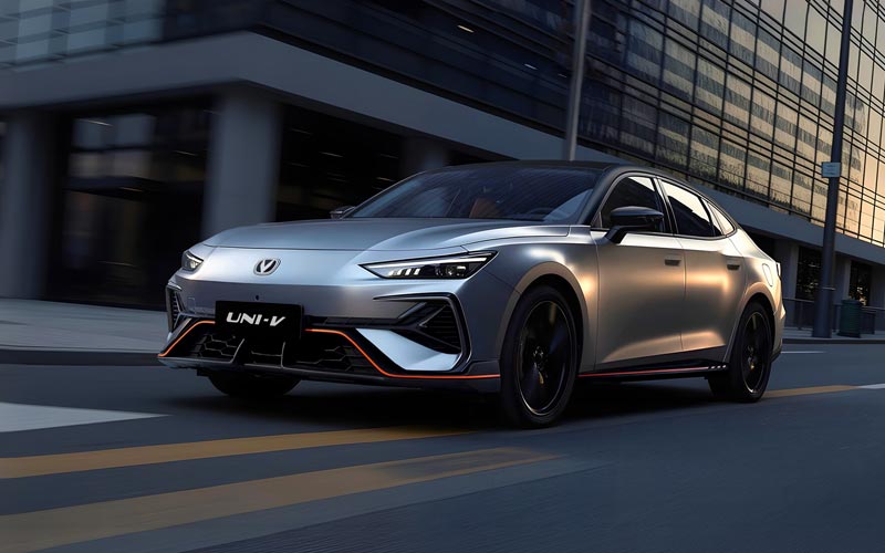 ���� Changan UNI-V 2025 