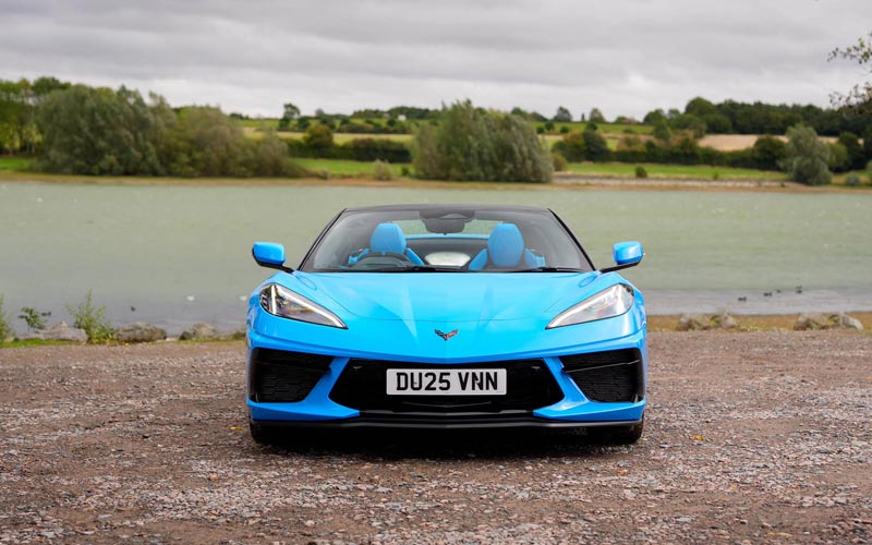 ���� Chevrolet Corvette Convertible 