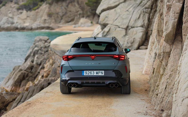  Cupra Formentor 