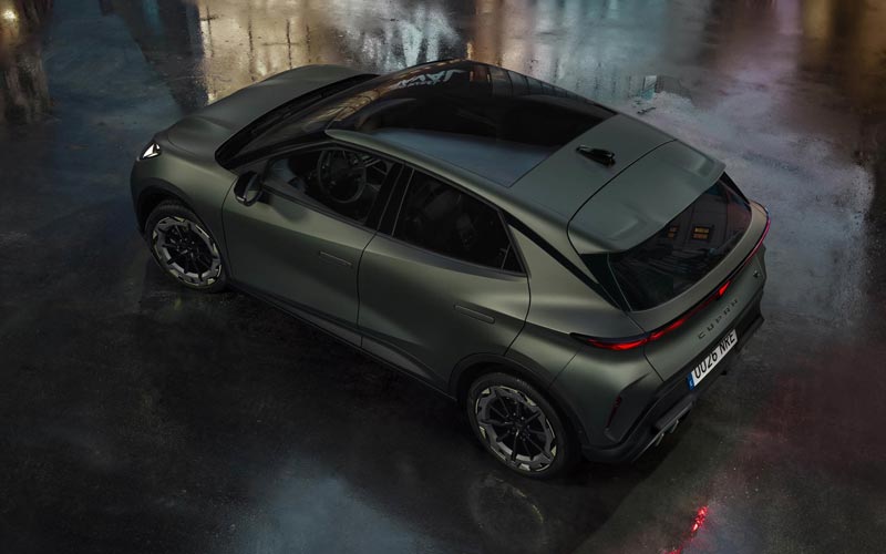 ���� Cupra Raval 