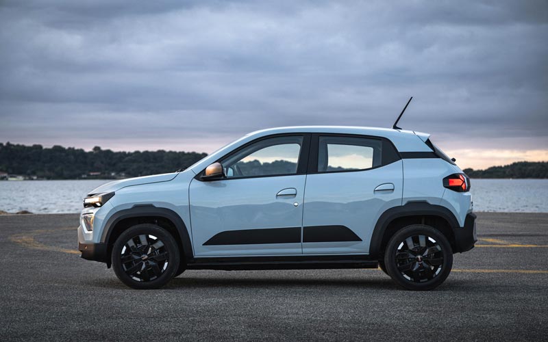 ���� Dacia Spring 