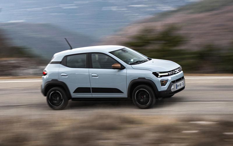 ���� Dacia Spring 